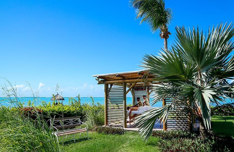 Massage in kiosk overlooking the beach