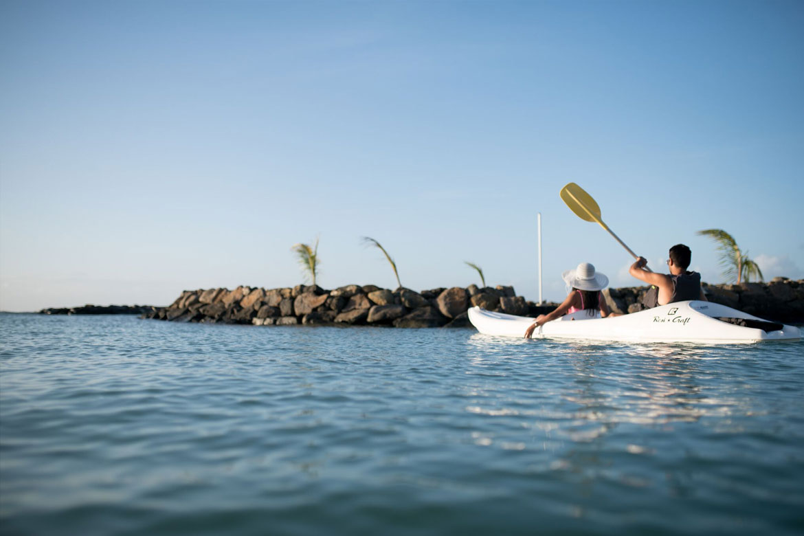 Kayaking to ilôt Bijou