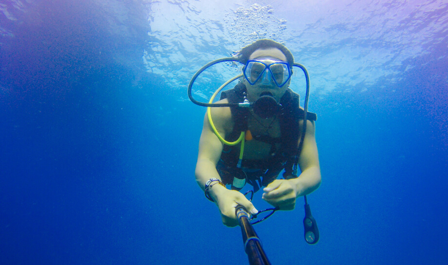 Scuba-diving at Tamarin