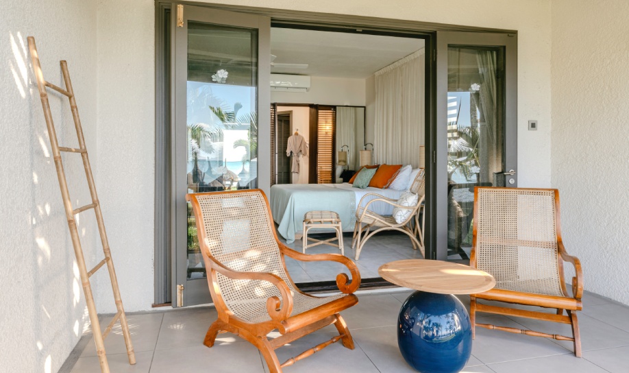 Superior room at Veranda Paul & Virginie reflecting warmth and comfort